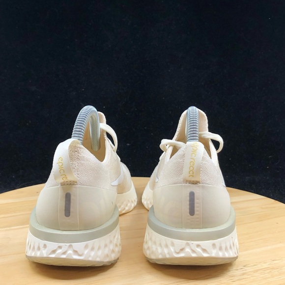 Nike Women's Epic React Flyknit Running Shoes Beige AQ0070-201 Size 6.5 US - Picture 6 of 10